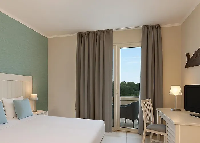 Voi Daniela Essentia 4* Conca Specchiulla