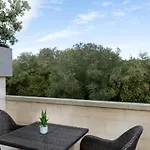 Voi Daniela Essentia ホテル 4*