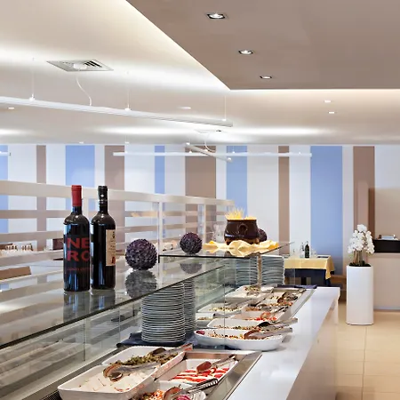 Voi Daniela Essentia 4* Conca Specchiulla