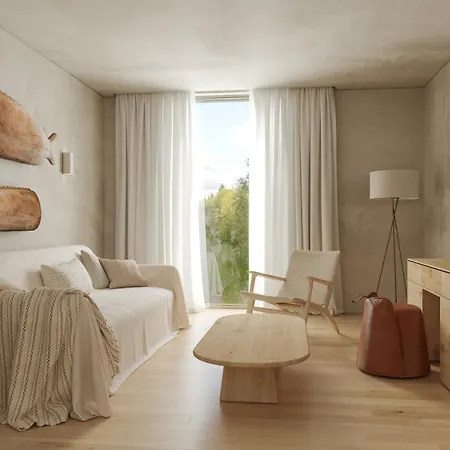 Voi Daniela Essentia