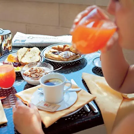 Voi Daniela Essentia 4*