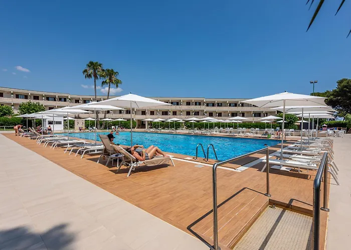 Voi Daniela Essentia 4* Conca Specchiulla