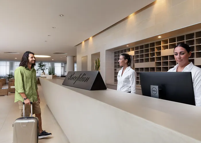 Hotel Voi Daniela Essentia 4*