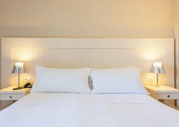 Voi Daniela Essentia 4* Conca Specchiulla