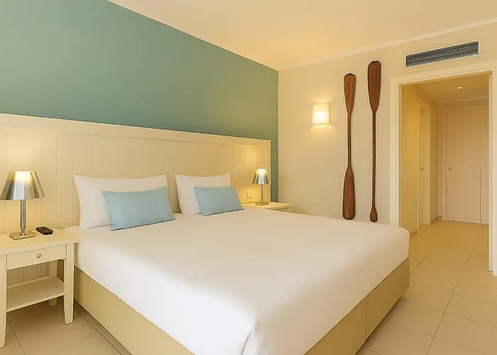 Voi Daniela Essentia 4* Conca Specchiulla