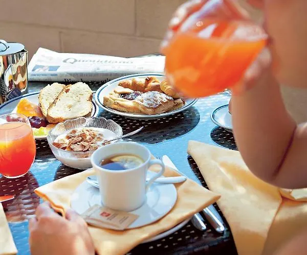 Voi Daniela Essentia 4*